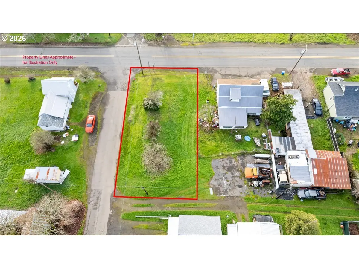 105 NE Pine St, Oakland, OR 97462 - Image #1