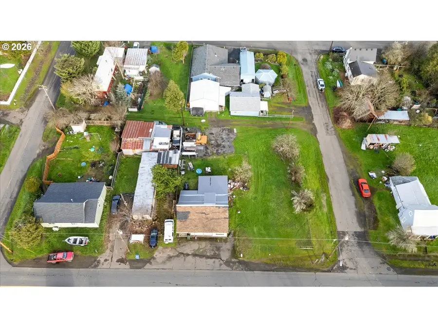 105 NE Pine St, Oakland, OR 97462 - Image #3