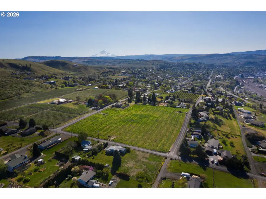 E 12th Street, The Dalles, OR 97058 - #2