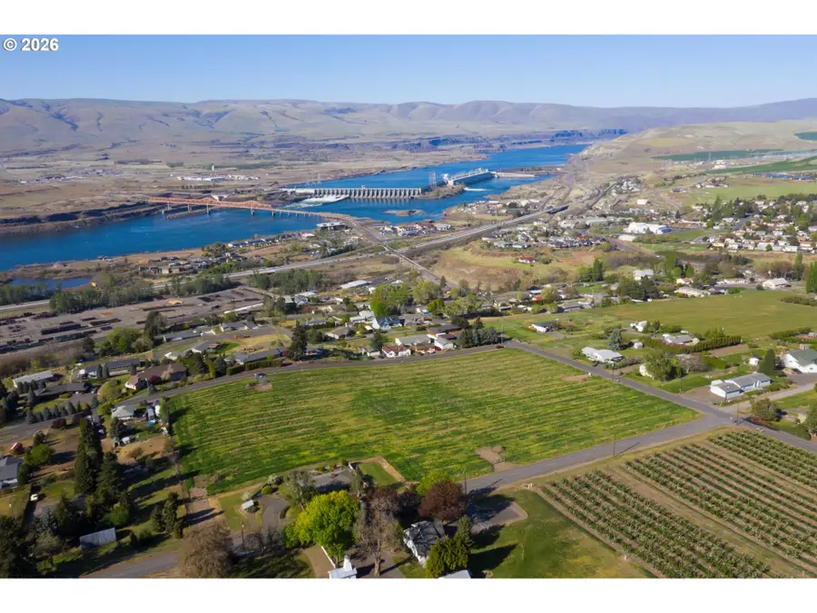 E 12th Street, The Dalles, OR 97058 - #3