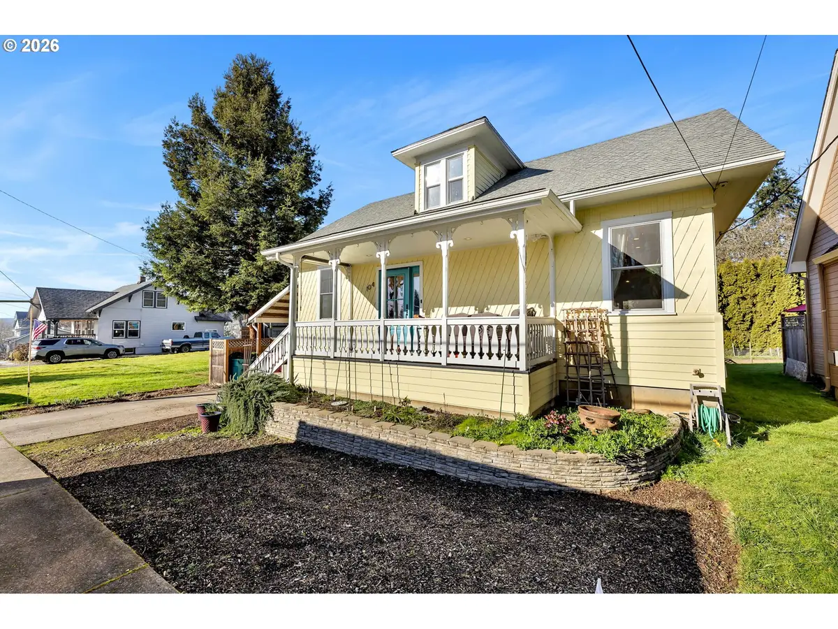 104 N Cook St, Ridgefield, WA 98642 - #1