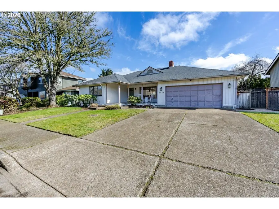 2939 Wolf Meadows Ln, Eugene, OR 97408 - #3