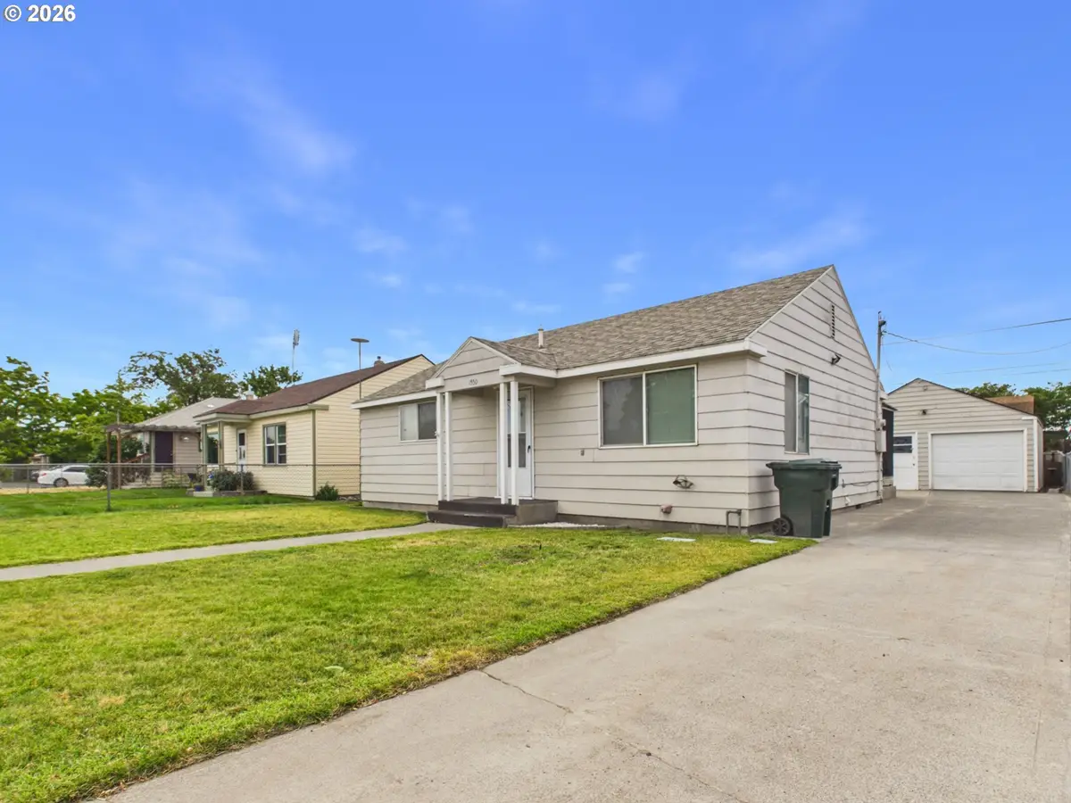 1550 7th St, Umatilla, OR 97882 - #1
