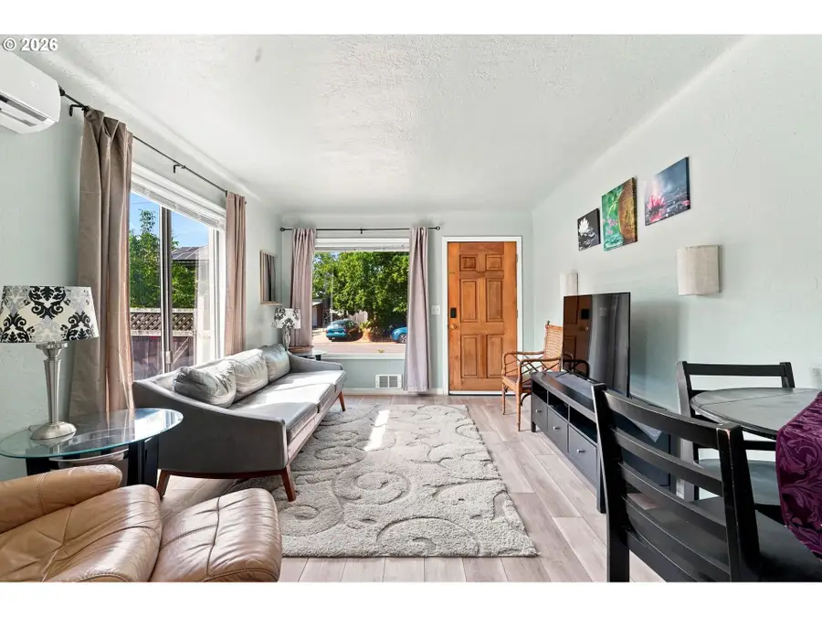 1572 W Broadway, Eugene, OR 97402 - #3