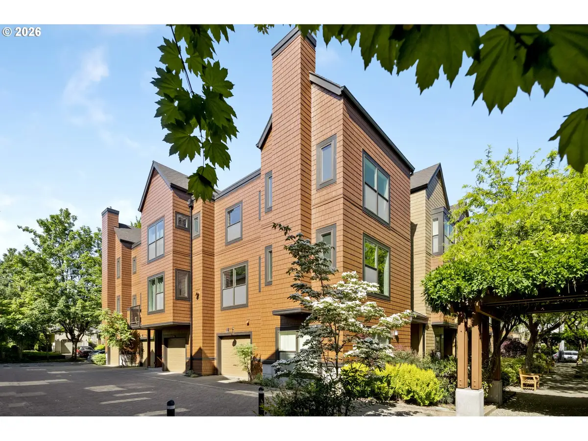 727 SE 34th Ave, Portland, OR 97214 - #1