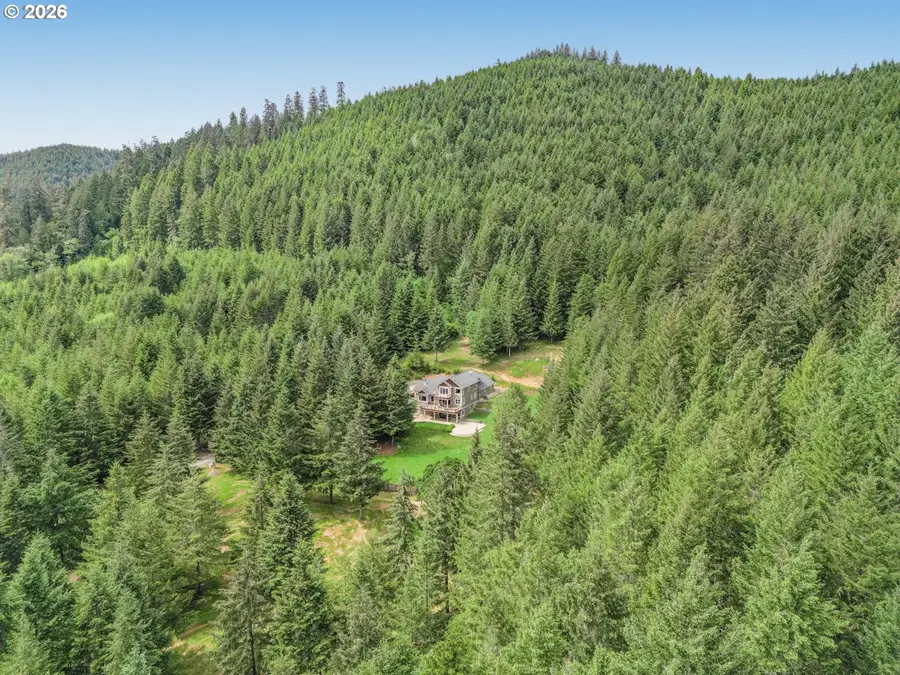 21626 Glaze Rd, Veneta, OR 97487 - #2