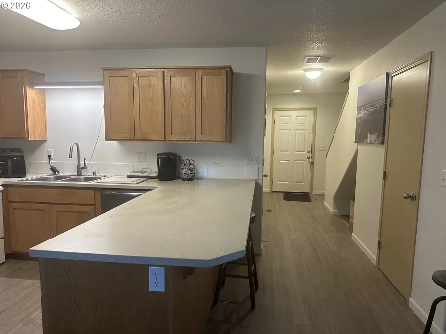 3310 SE 143rd Ave, Portland, OR 97236 - #3