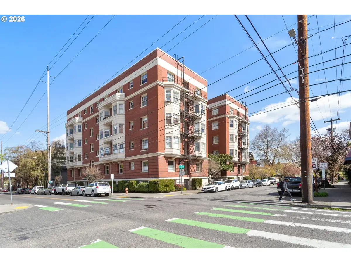 2083 NW Johnson St #56, Portland, OR 97209 - #1