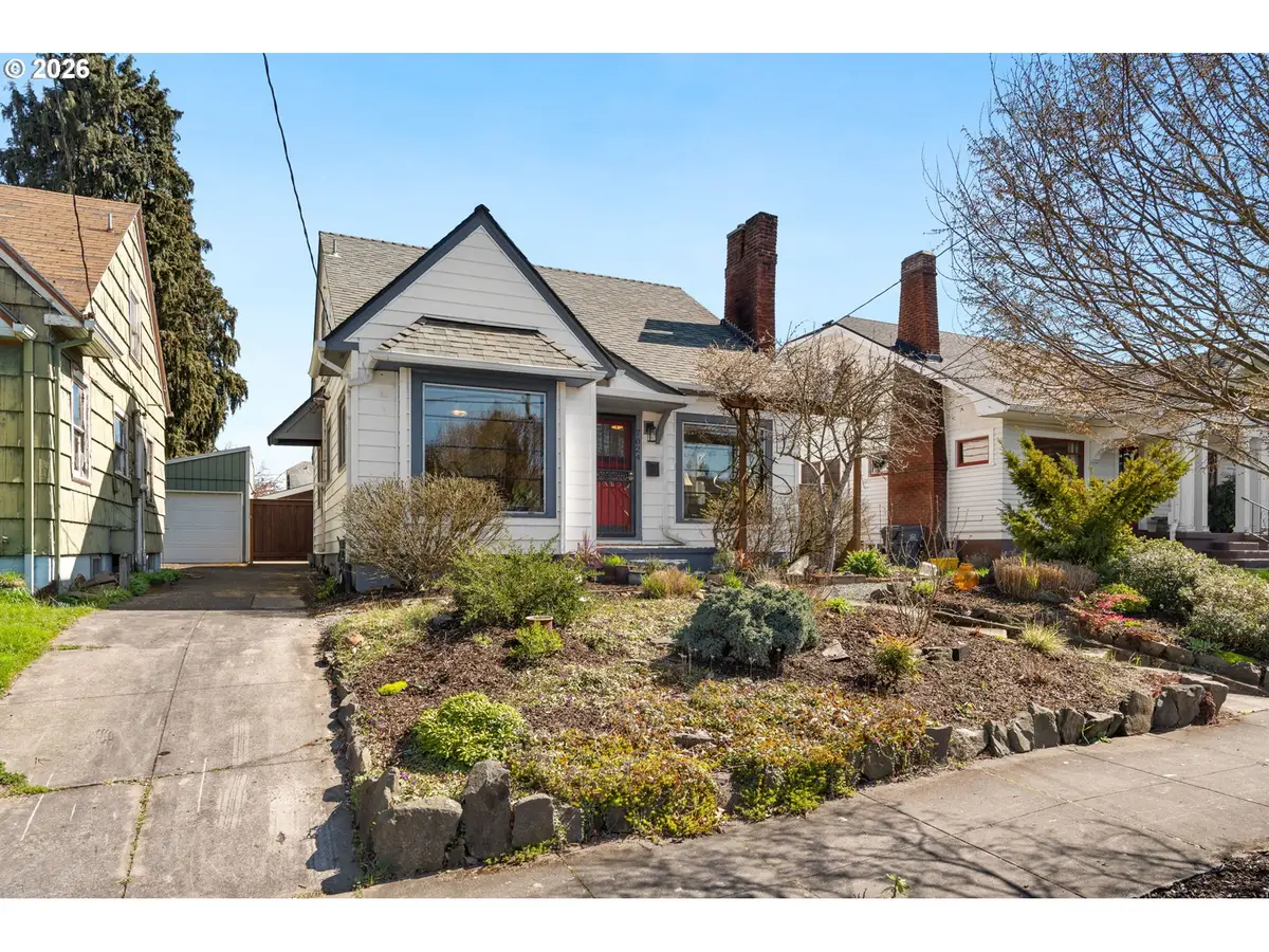 7024 N Albina Ave N, Portland, OR 97217 - #1