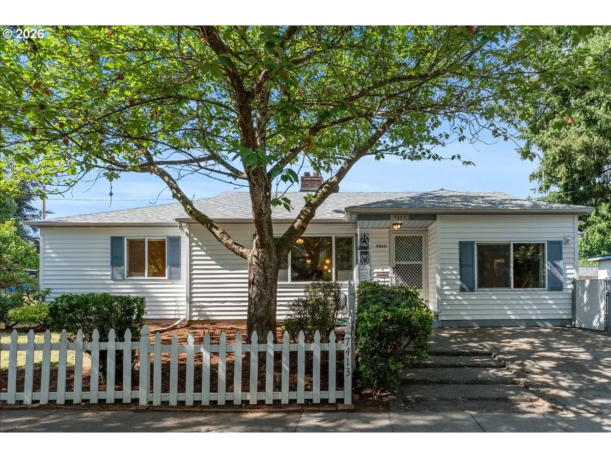 7413 SE Pine St, Portland, OR 97215 - #1