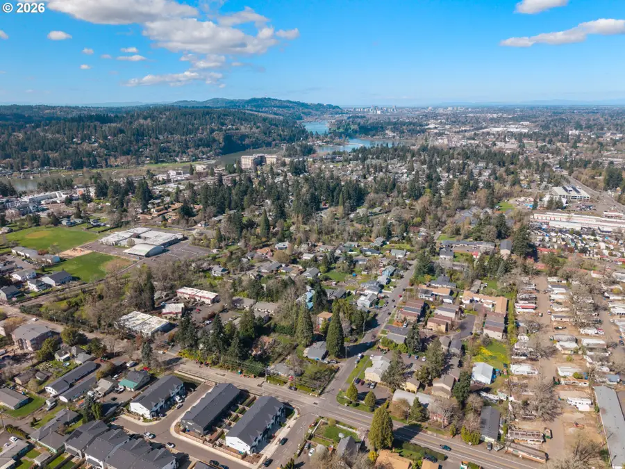 0 Courtney, Milwaukie, OR 97222 - #2