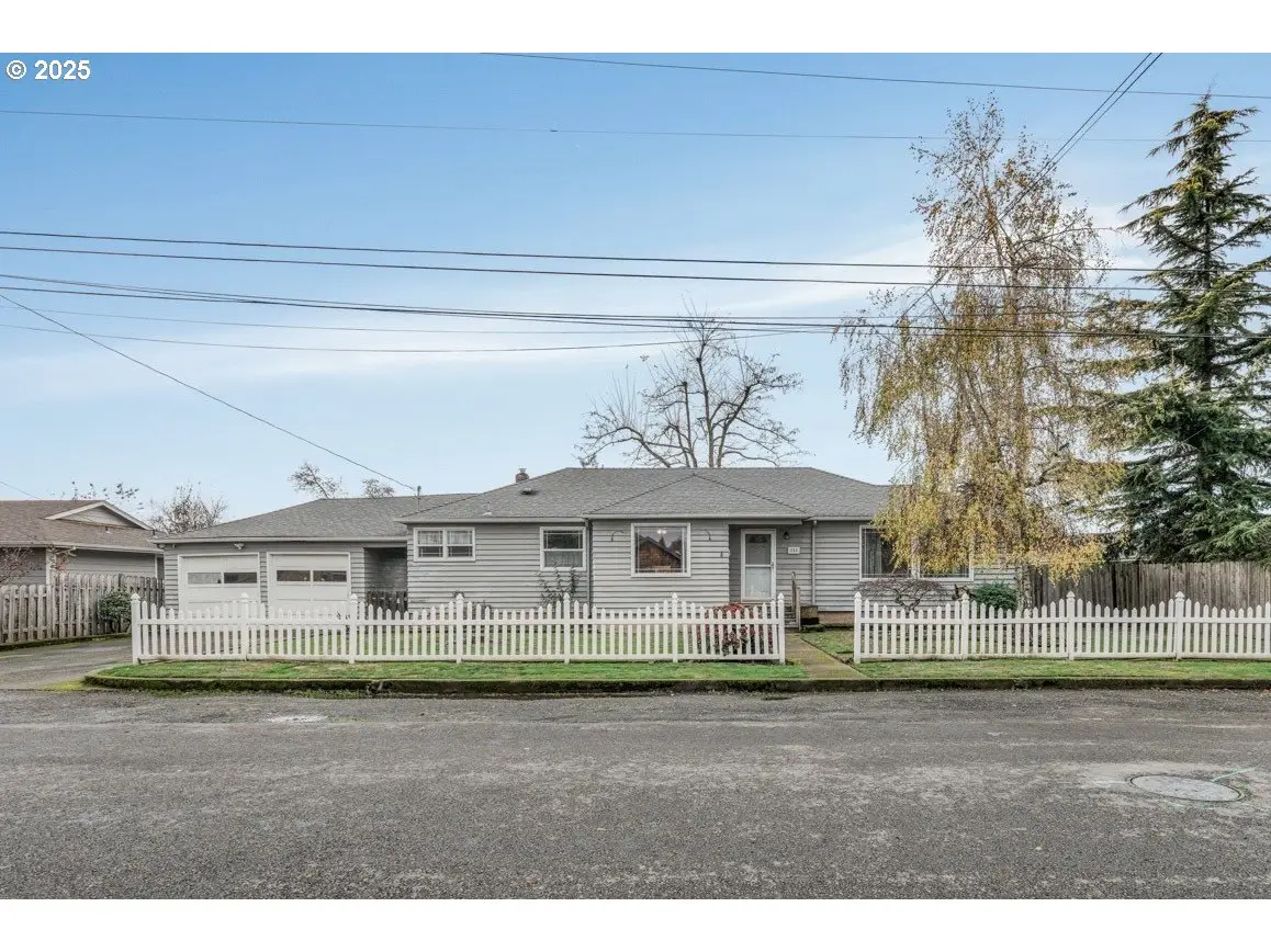 580 N Sheridan St, Mount Angel, OR 97362 - Image #1