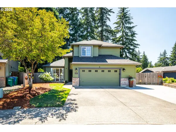 14397 SE Morning Sun Ct, Clackamas, OR 97015