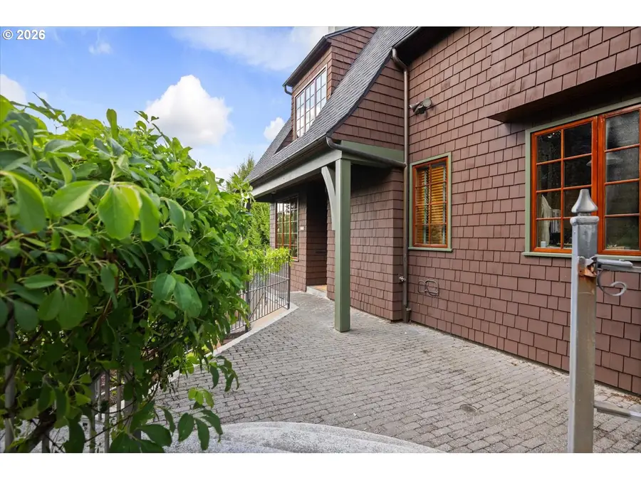 2535 NW Westover Rd #5, Portland, OR 97210 - #2