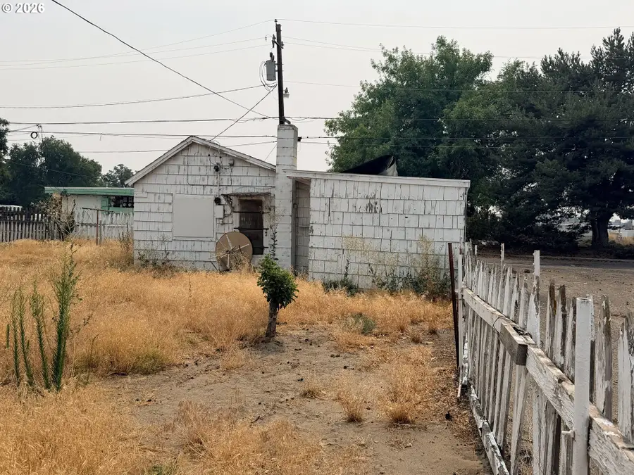 280 E Hurlburt Ave, Hermiston, OR 97838 - #2