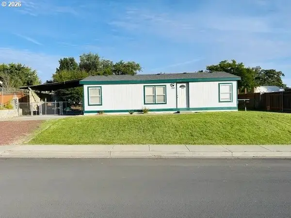 160 Elizabeth Drive, Stanfield, OR 97875