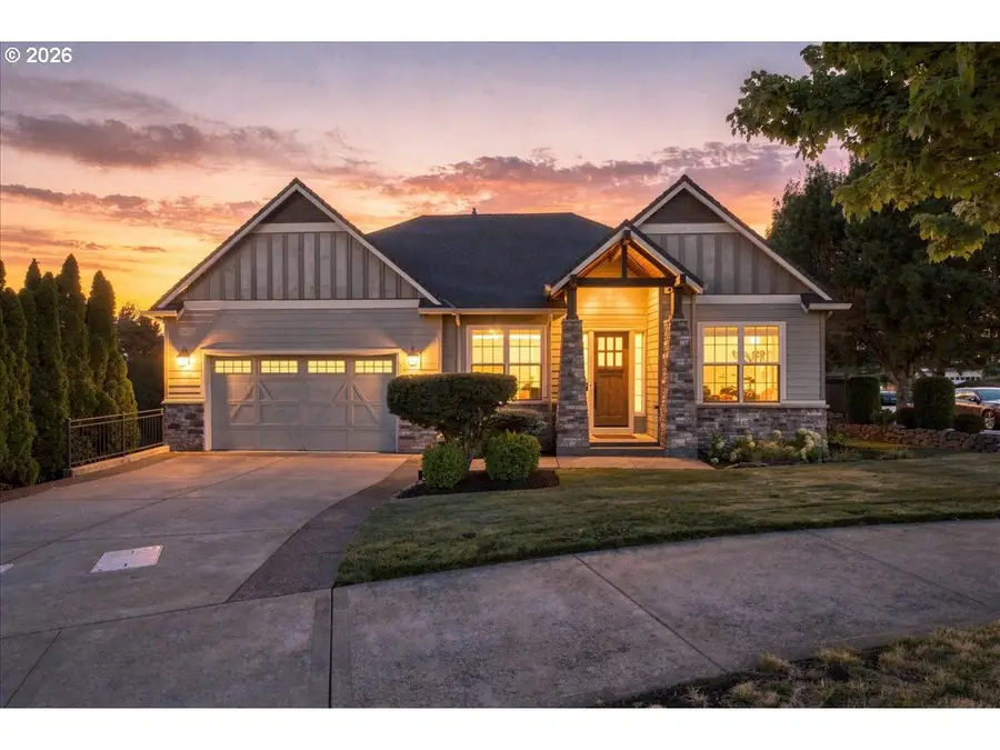 2270 Rogue Way, West Linn, OR 97068 - #2