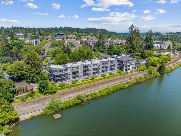 123 3rd St, LakeOswego, OR 97034
