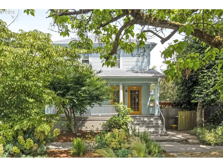 2204 NE 7th Ave, Portland, OR 97212 - #2