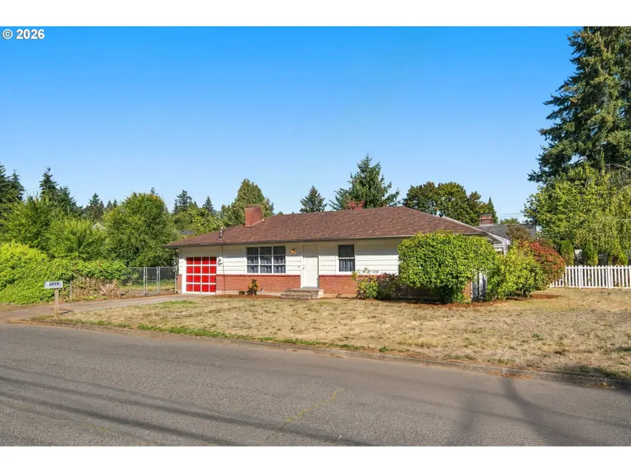 2526 E 20th St, Vancouver, WA 98661 - #2