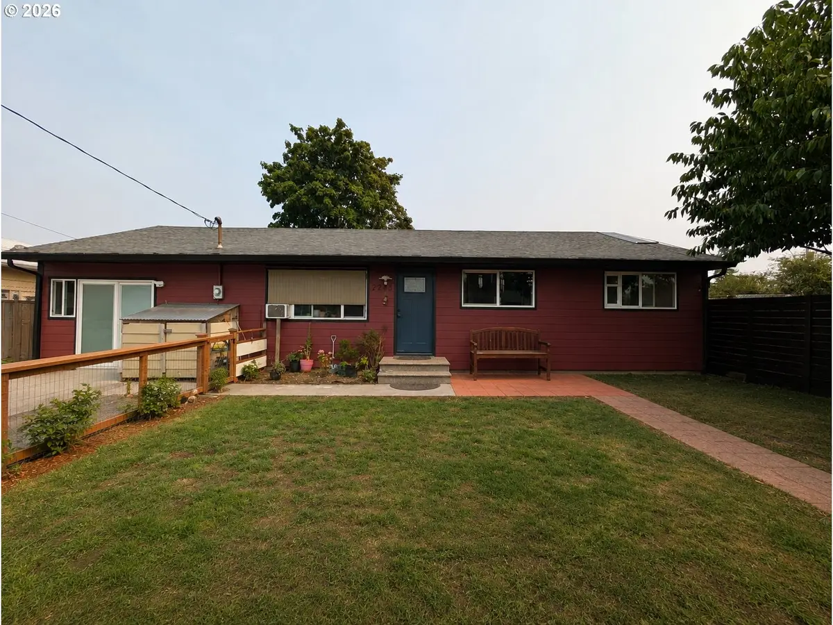 2203 Sheridan Dr, Vancouver, WA 98661 - #1