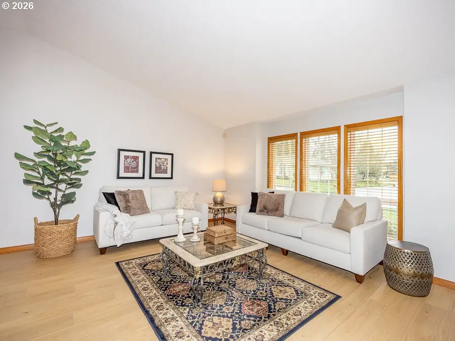 1811 NW 19th St, Gresham, OR 97030 - #3