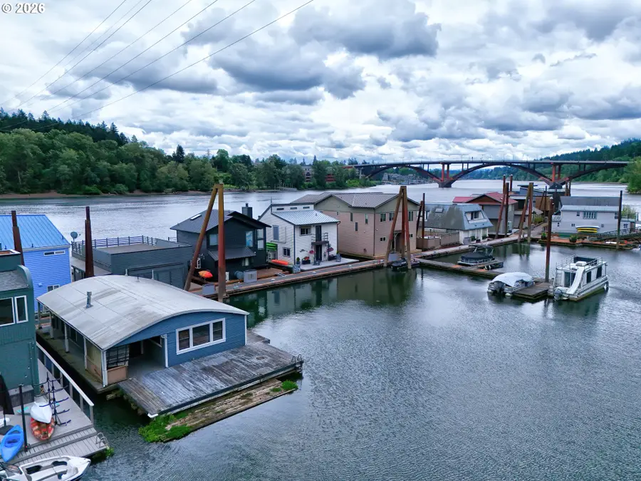 7720 S Macadam Ave #Slip 16, Portland, OR 97219 - #3