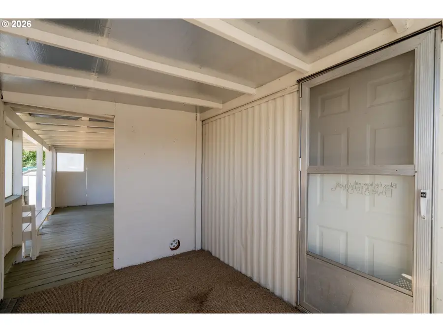 2145 31st St #35, Springfield, OR 97477 - #3