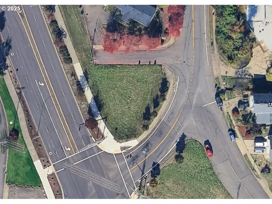 Forsythia St, Springfield, OR 97478 - Image #2