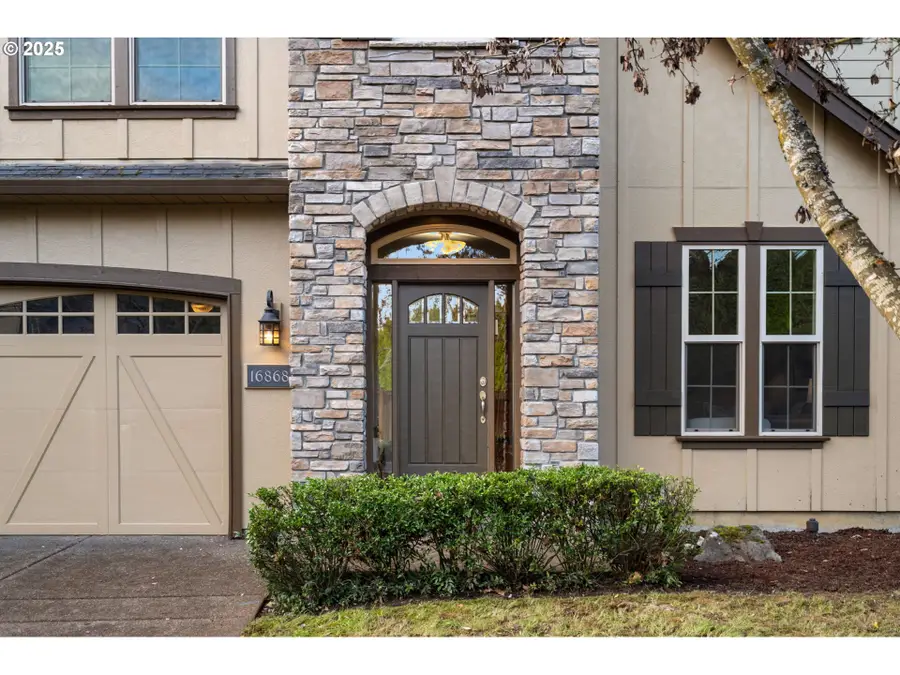 16868 SW Holly Farms Ln, Sherwood, OR 97140 - Image #2
