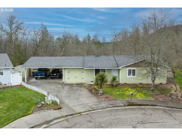 2990 Harding Ct, SweetHome, OR 97386