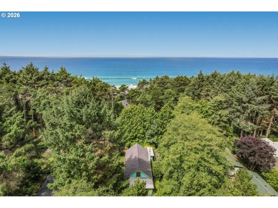7135 SW Surfland St, South Beach, OR 97366 - #2
