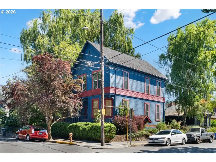 2606 SE Pine St, Portland, OR 97214 - #2
