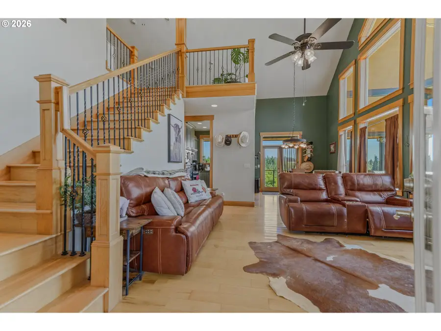 29455 Gregory Rd, Rainier, OR 97048 - #2