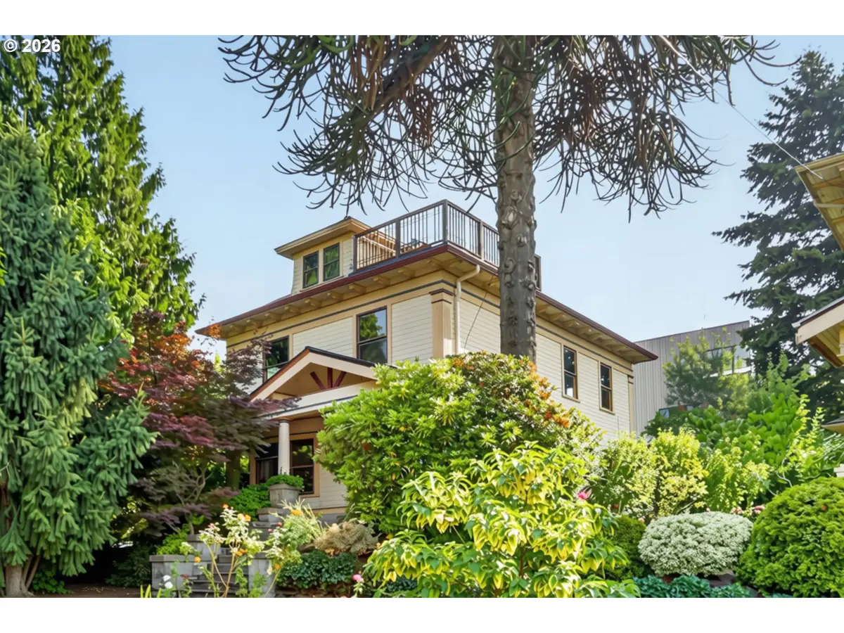 306 SE 15th Ave, Portland, OR 97214 - #1