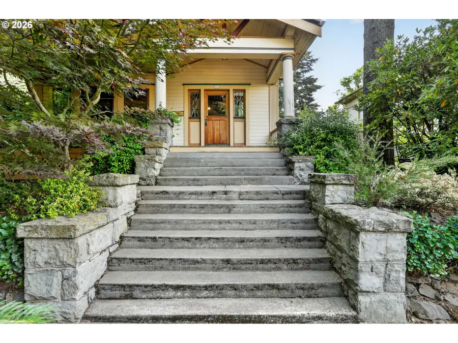 306 SE 15th Ave, Portland, OR 97214 - #2