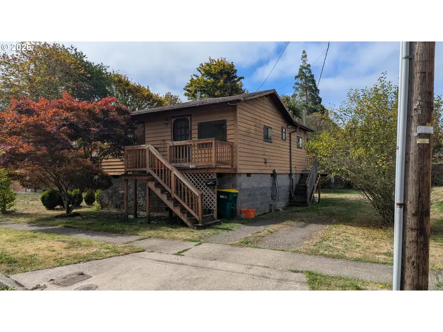541 Jefferson Ave, Vernonia, OR 97064 - #2