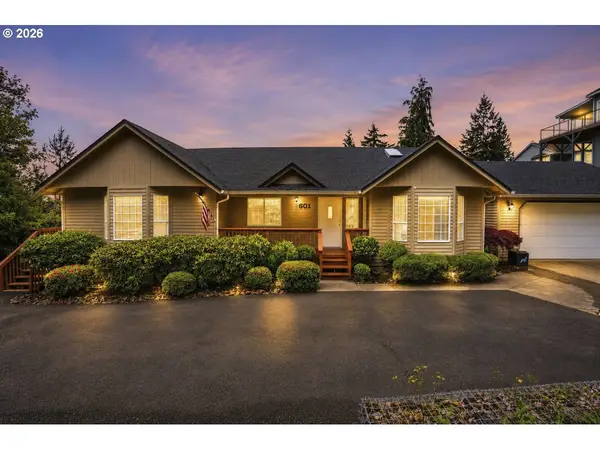 601 N 5th St, Kalama, WA 98625