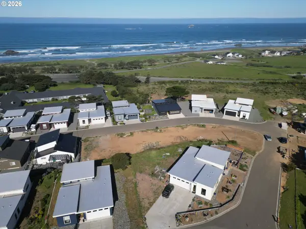 0000 Sawyer Way #10, GoldBeach, OR 97444
