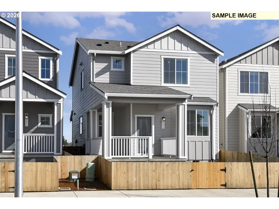 1101 Parkside Ave, Woodburn, OR 97071 - #2