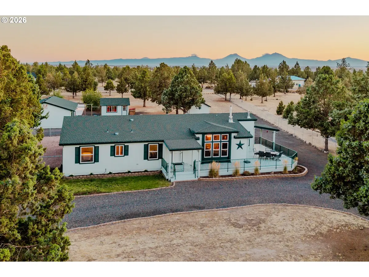 14204 SW Peninsula Dr, Terrebonne, OR 97760 - #1