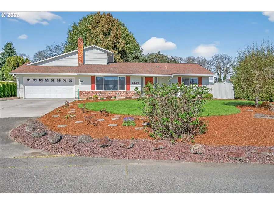 51913 SE Woodmere Ct, Scappoose, OR 97056 - #2