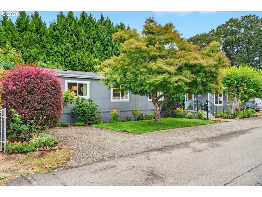 34945 Jackson Way, Scappoose, OR 97056 - #2