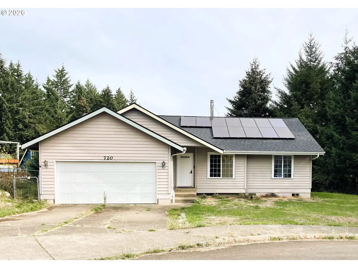 720 SW Pioneer Ct, Willamina, OR 97396 - #1