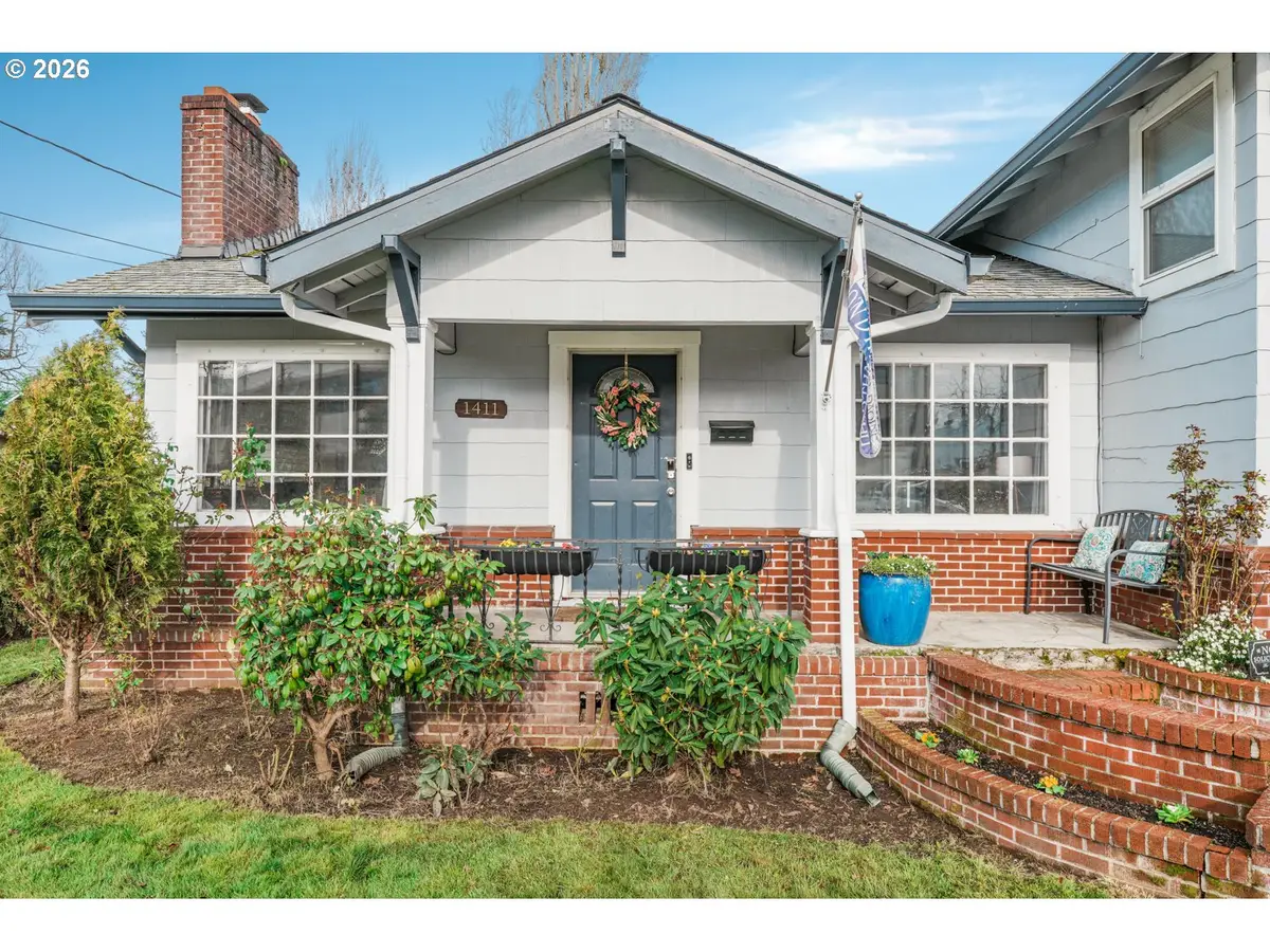 1411 Division St, Oregon City, OR 97045 - #1