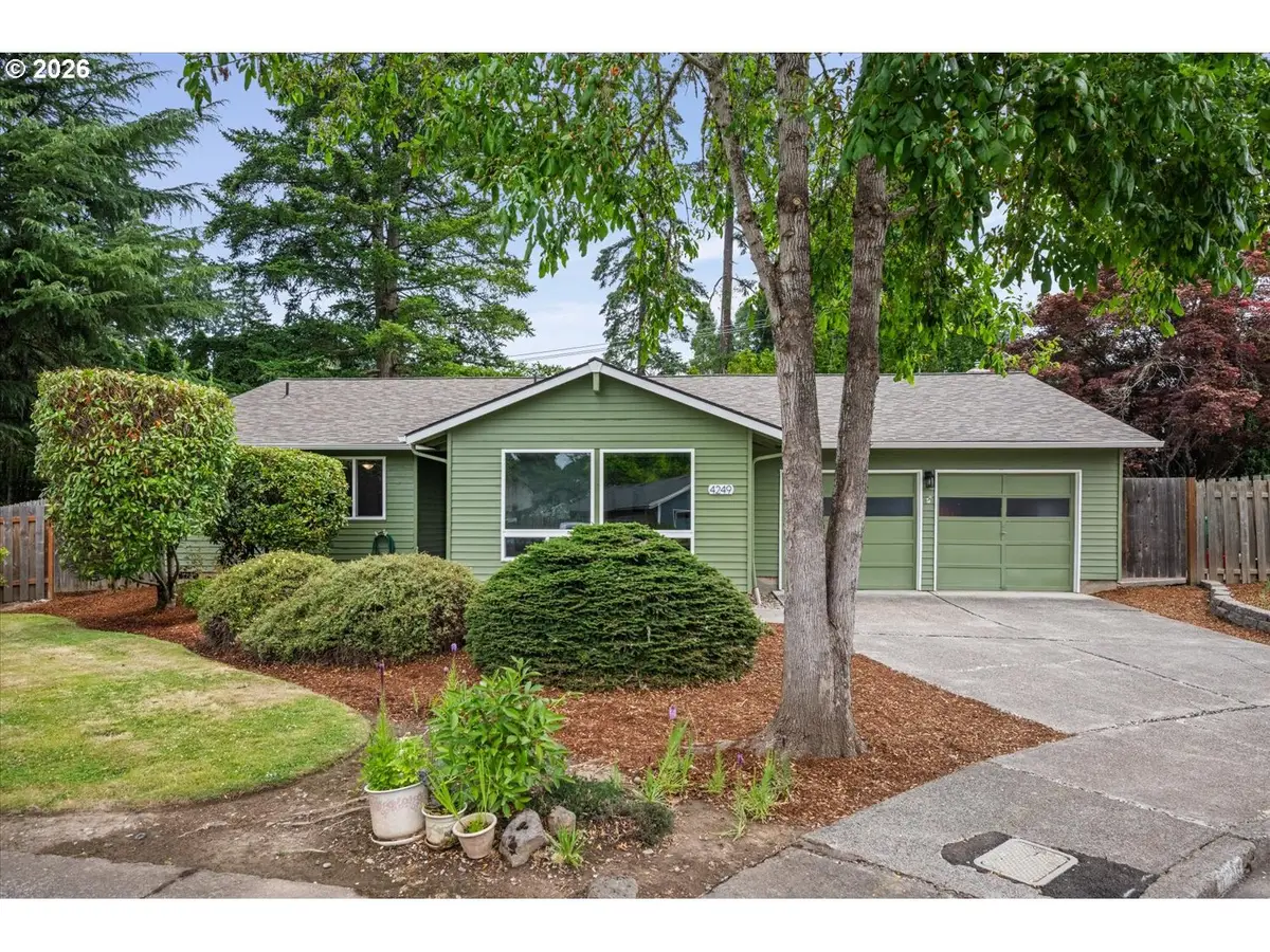4249 NE Meadow Ln, Hillsboro, OR 97124 - #1