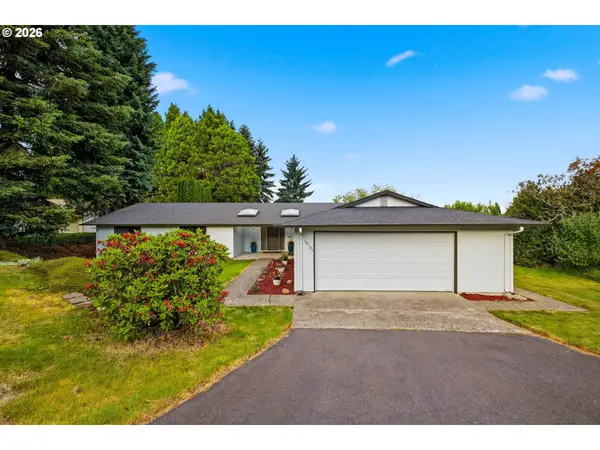 10107 NW 11th Ave, Vancouver, WA 98685