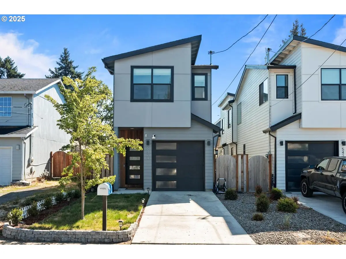 5424 SE Knapp St, Portland, OR 97206 - #1