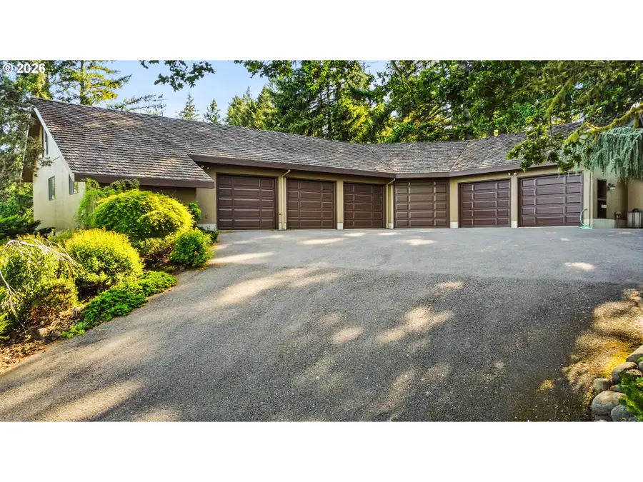 85368 Ridgetop Dr, Eugene, OR 97405 - #2