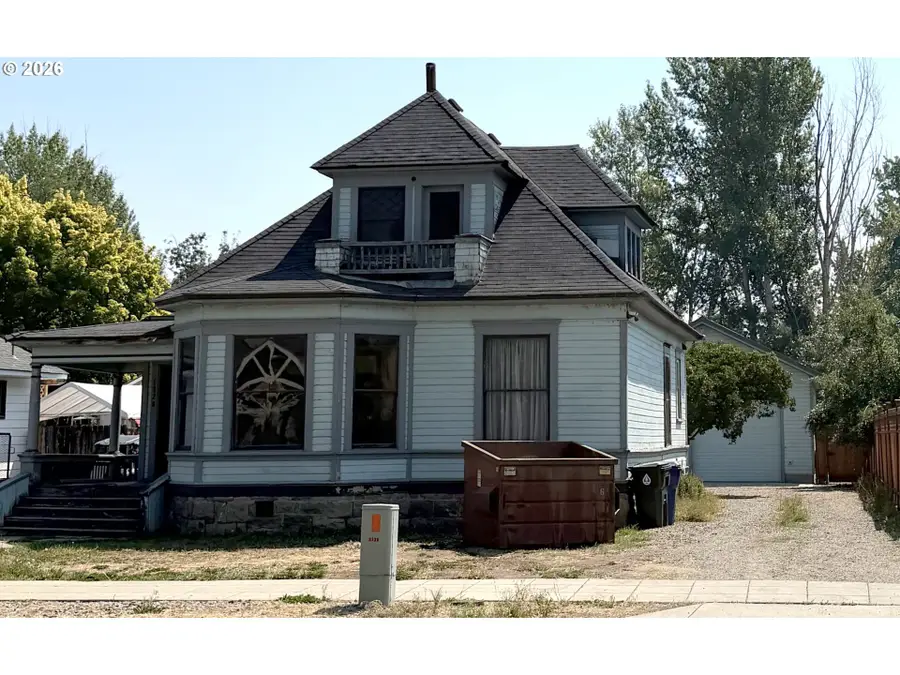 1326 Dewey Ave, Baker City, OR 97814 - #2